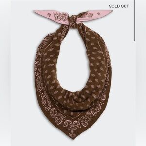 Guest In Residence Wild Rag bandana triangle cashmere scarf - chestnut/daybreak